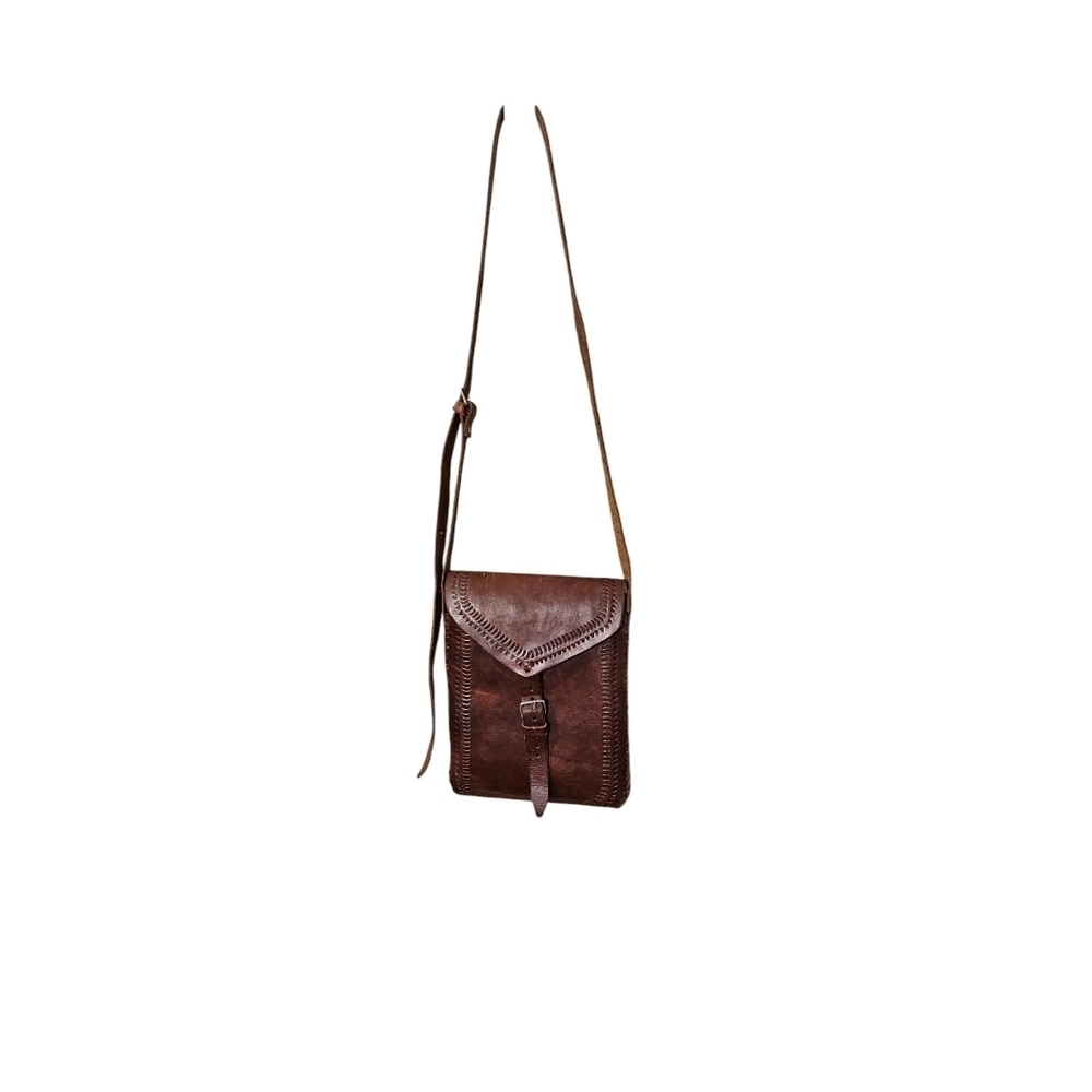 Vintage leather brown purse.